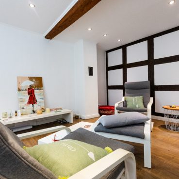 Psychotherapie in Rüsselsheim - Raum in Fachwerk-Hofreite von Esther Dürk und Jürgen Scheld